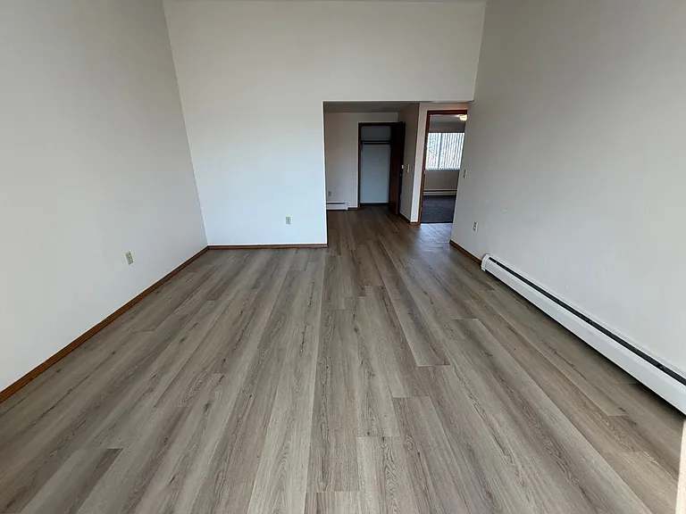 2713 Humboldt Rd — Photo 3