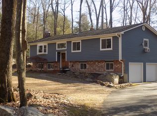 46 Osborne Hill Rd, Sandy Hook, CT 06482