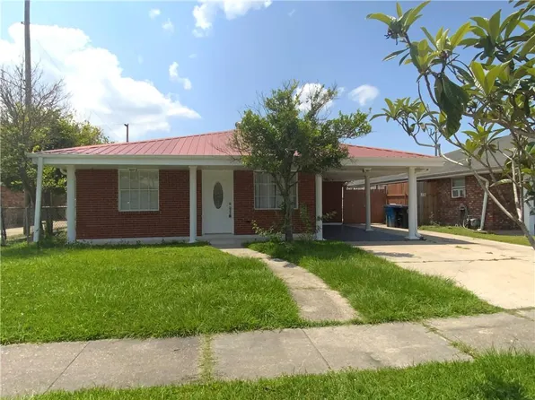 2400 Creely Dr, Chalmette, LA 70043