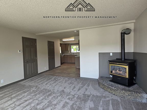3rd image of 418 SW 4th St APT B