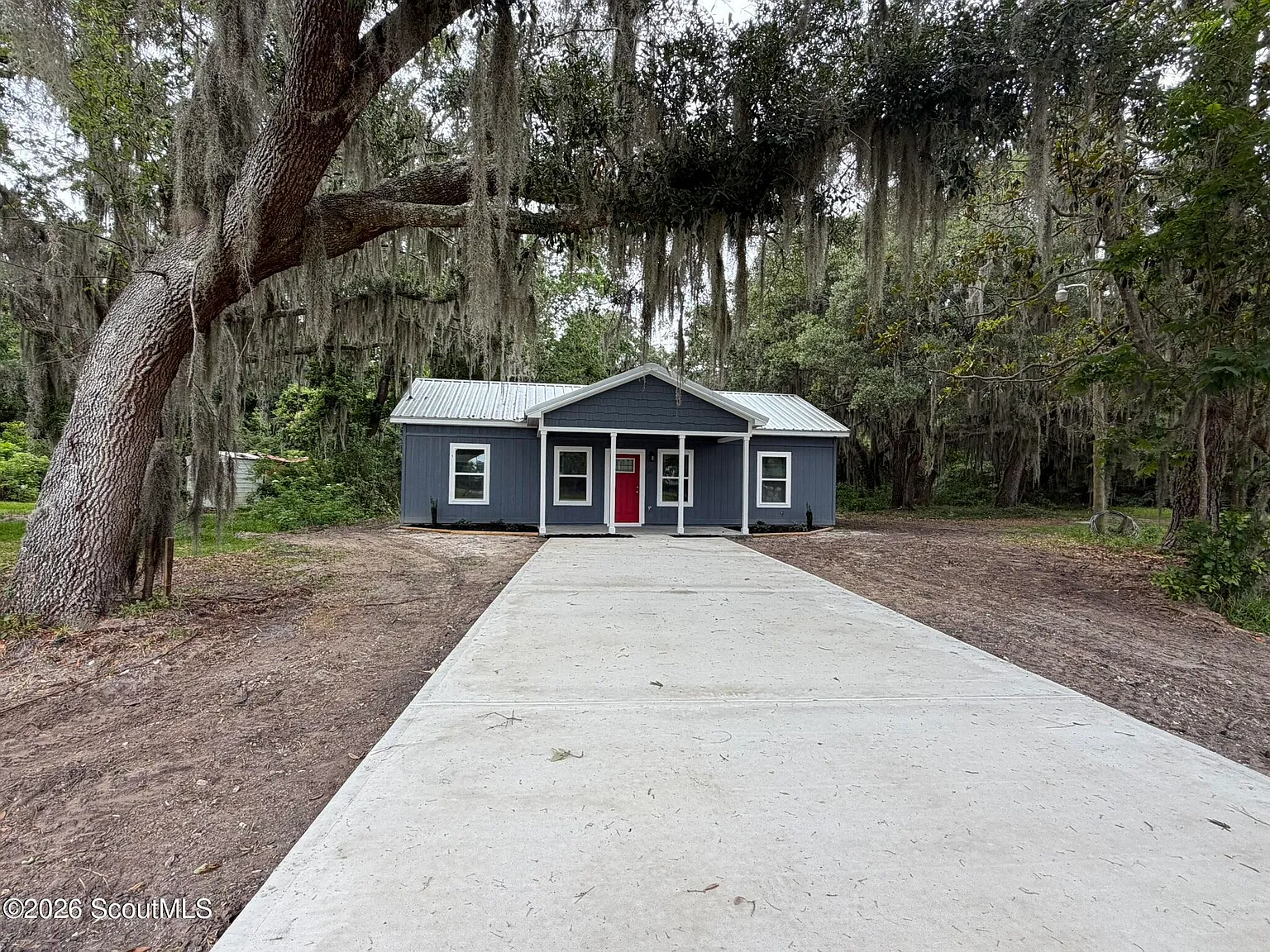 3 bed, 2.0 bath, 1080 sqft, $1,850 — Photo 2