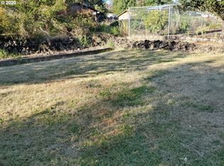 1341 NE Newton Creek Dr, Roseburg, OR 97470
