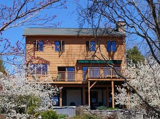 13 Athens Ct, Athens, NY 12015