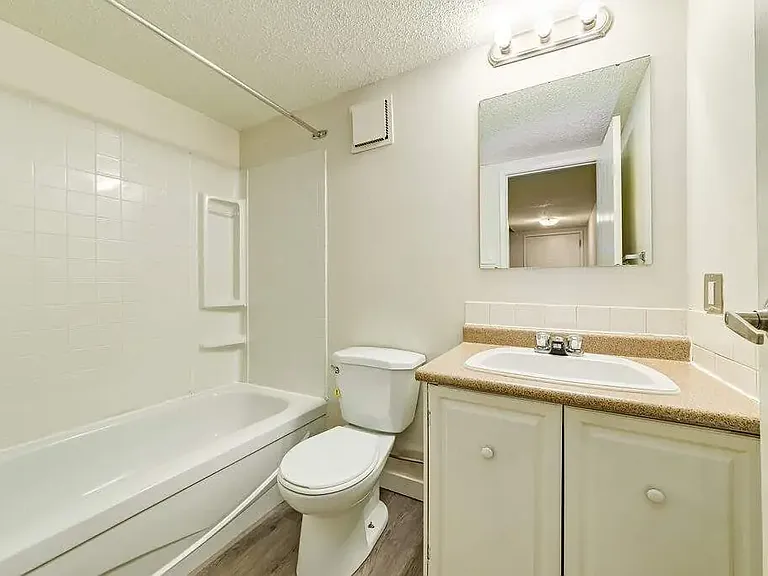5520 51st St #202 — Photo 7
