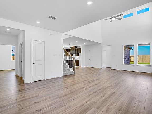 5th image of 21943 Carinda Crescent Ct