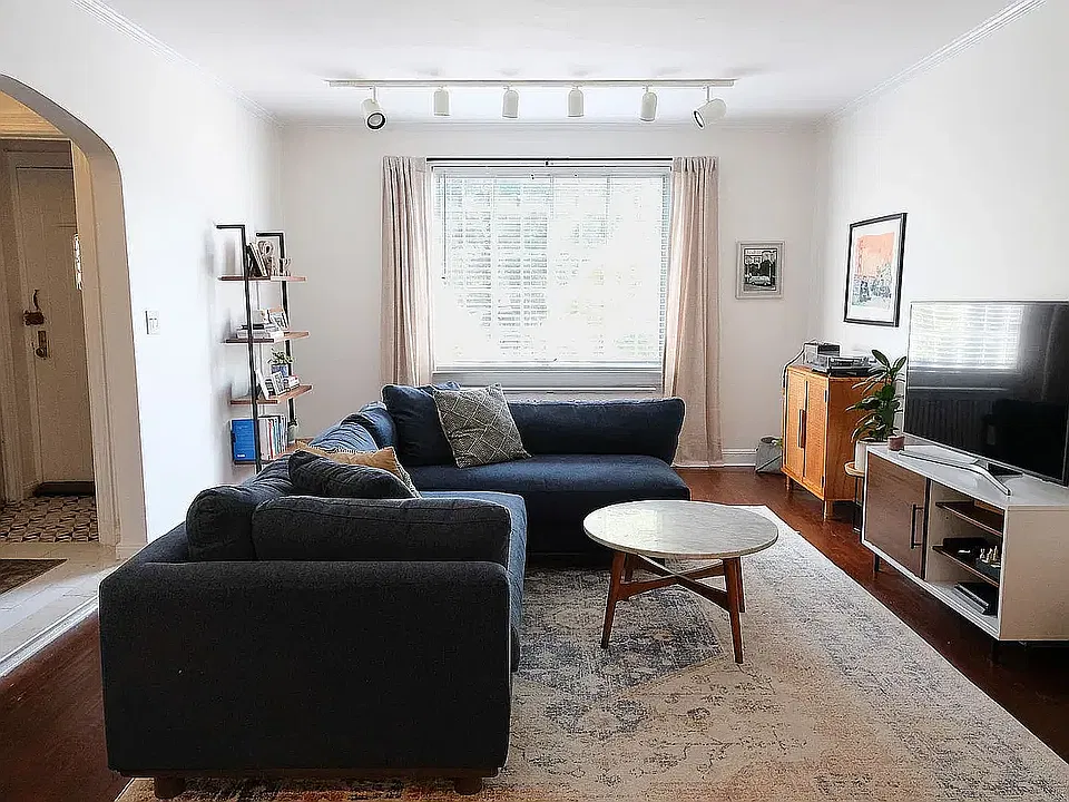 67-62 Groton St