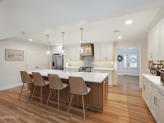 4th image of 1605 Barkalow Road