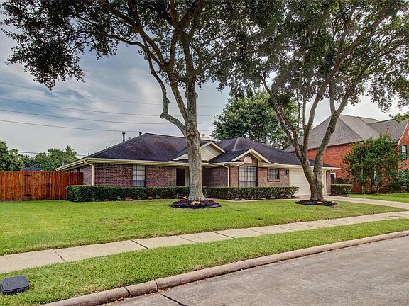 2nd image of 3407 Beauregard Ct