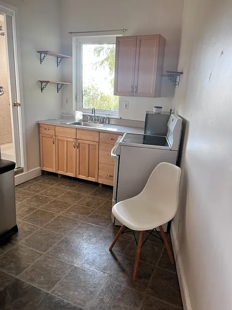 Studio, 500 sqft, $1,650 — Photo 4