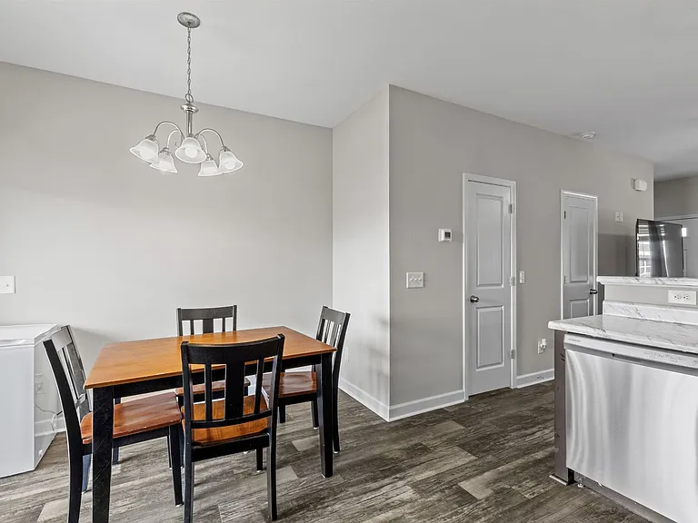 3 Jaydn Dr W — Photo 10