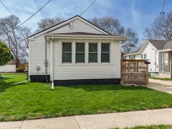 242 S Harrison Ave, South Beloit, IL 61080