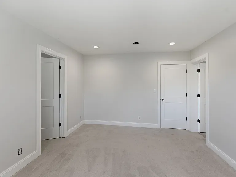 9748 Concord Pass — Photo 28