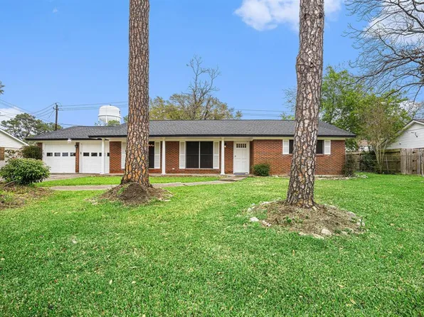 5108 Somerset Dr, Baytown, TX 77521