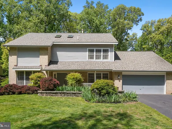 14520 Pebble Hill Ln, Gaithersburg, MD 20878