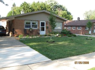 20958 Mary St, Taylor, MI 48180