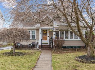 195 Pemberton Rd, Rochester, NY 14622