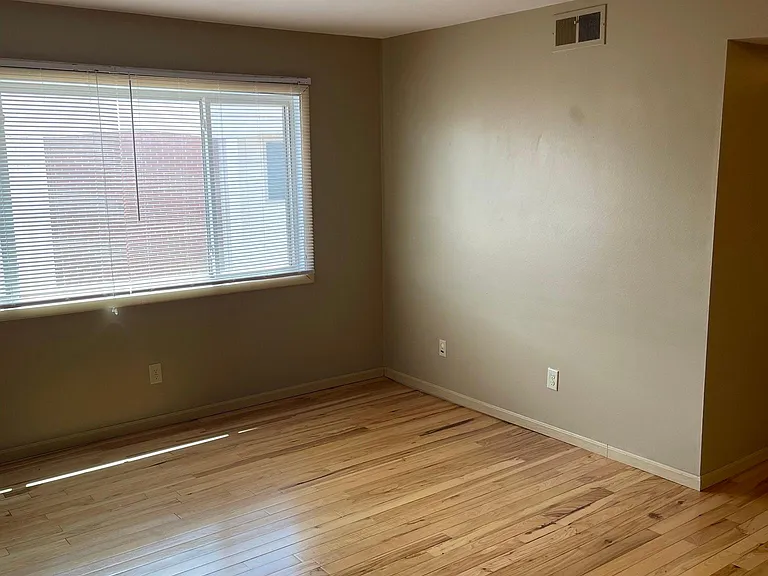 411 E Market St #304A — Photo 3