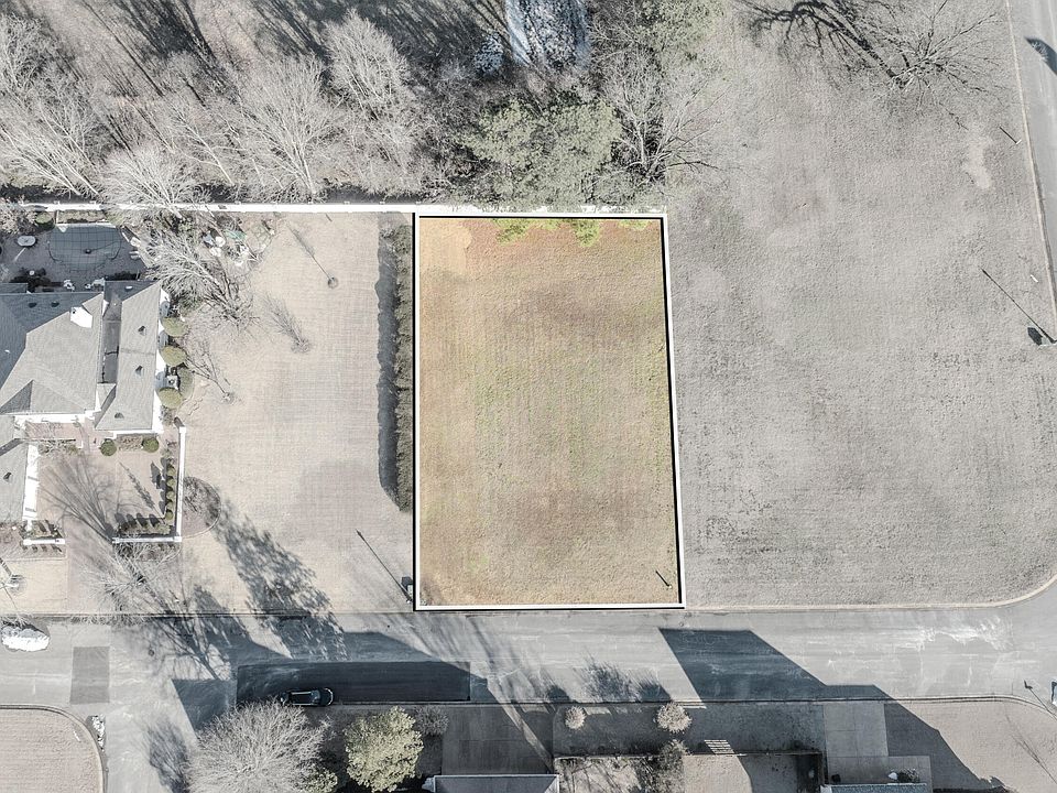 1st image of 22 Stonebrook Pl
