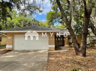 908 Hubbel Rd, Bradenton, FL 34208