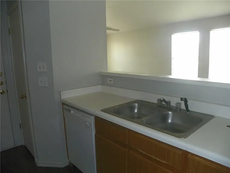 2221 Creekside Ln #A — Photo 16