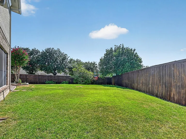 400 Breakers Point Ct — Photo 24