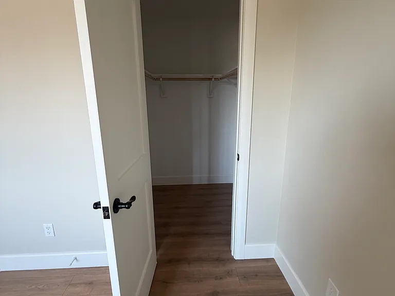 621 N Hatfield Ave #A — Photo 14