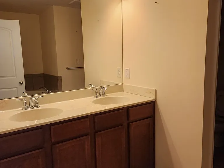 123 Lorraine Dr — Photo 17