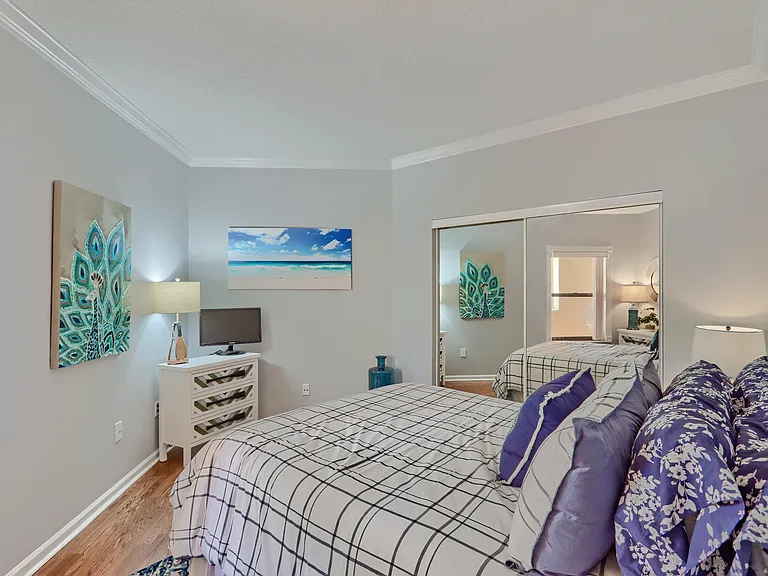 400 Uno Lago Dr #204 — Photo 31