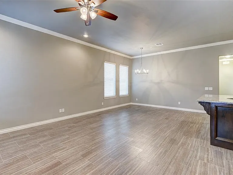 2809 Tranquilo Ln — Photo 10