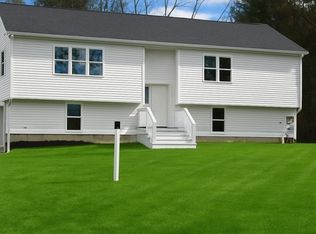 4 W Dudley Rd, Dudley, MA 01571