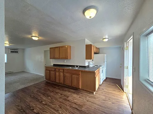 227 S Chelan Ave Photo 1