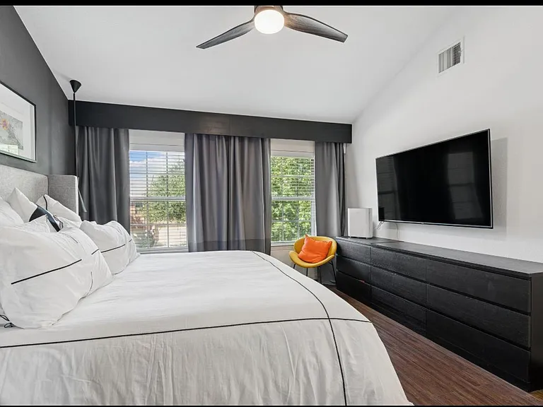2653 Jacobson Dr — Photo 12
