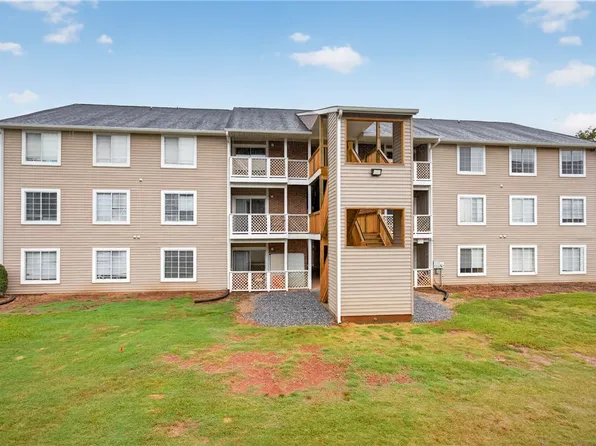 220 Elm St APT 533, Clemson, SC 29631