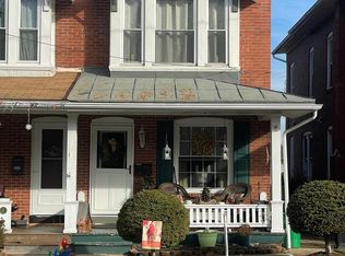 5 W Broad St, Shillington, PA 19607