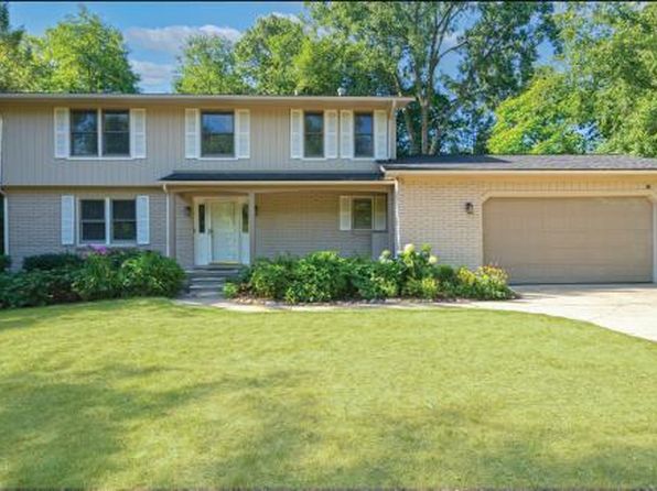 1990 Squirrel Valley Dr