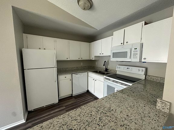 5th image of 6642 Willow Pointe Dr NW #C