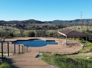 872 Santa Cruz Dr, Redding, CA