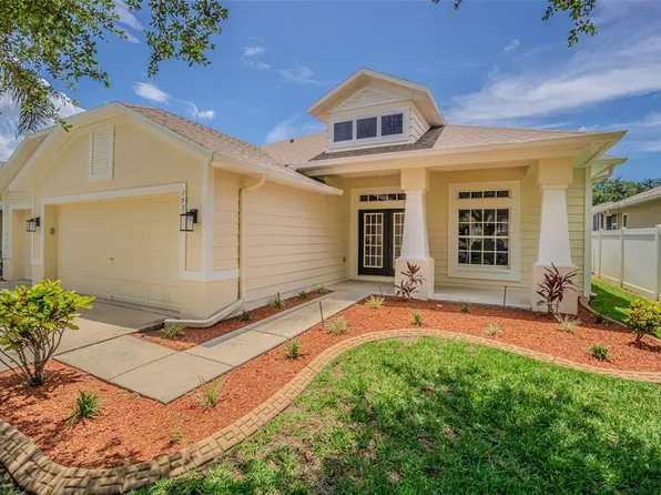 2957 Hickory Grove Dr, Valrico, FL 33596