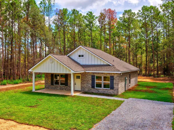 20 Global Ln, Picayune, MS 39466
