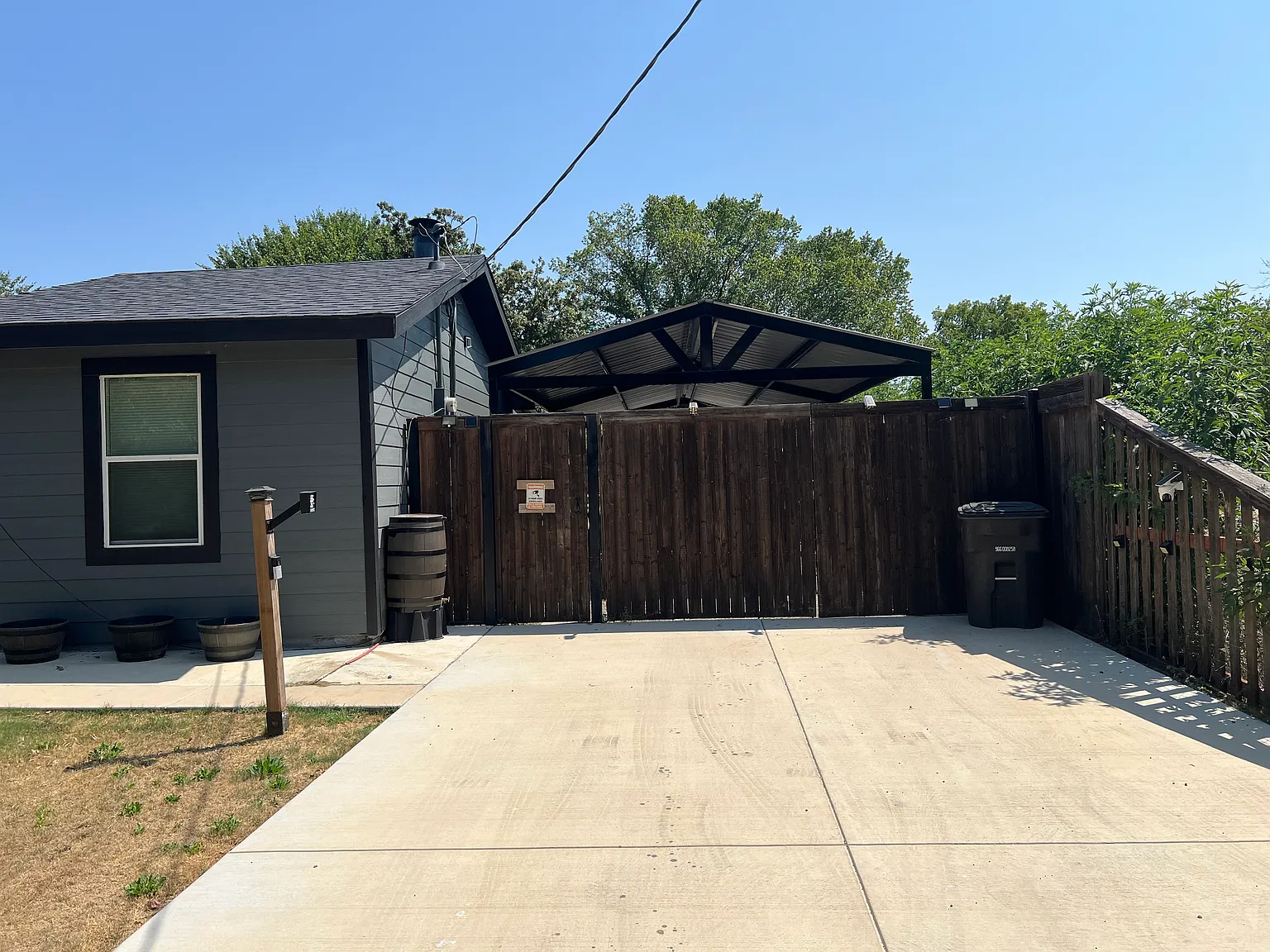 2 bed, 1152 sqft, $2,000 — Photo 2