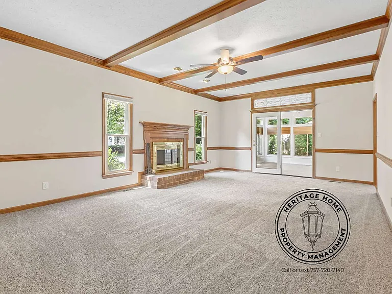 301 Patriot Way — Photo 3