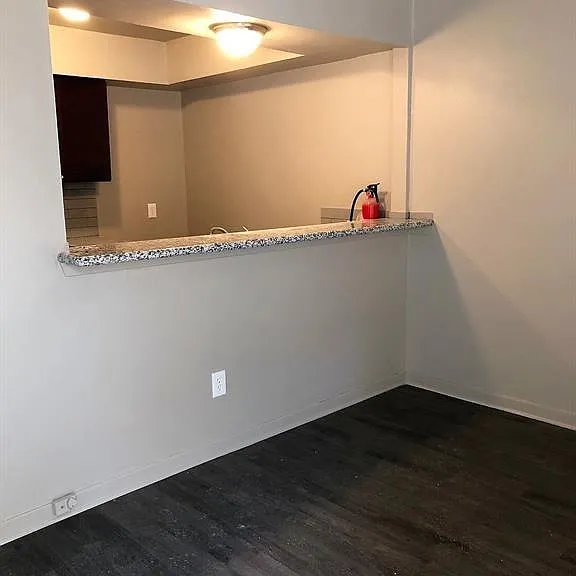 6815 Beachwood St #3 — Photo 3