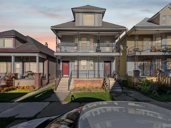 11428 Lumpkin St, Hamtramck, MI 48212