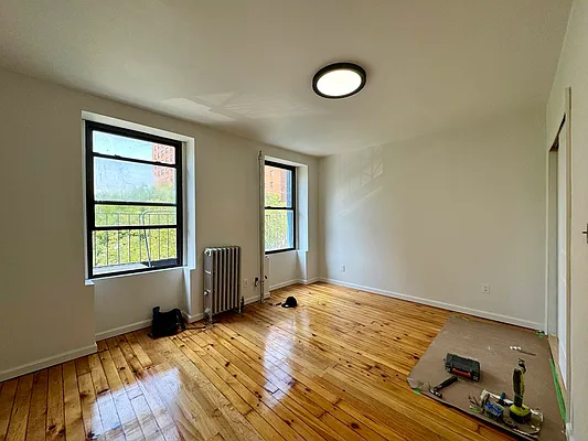 Rented by Mauro Bros Real Estate Services LLC | media 5