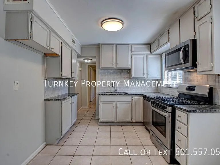 7 Fairbrook Dr — Photo 7
