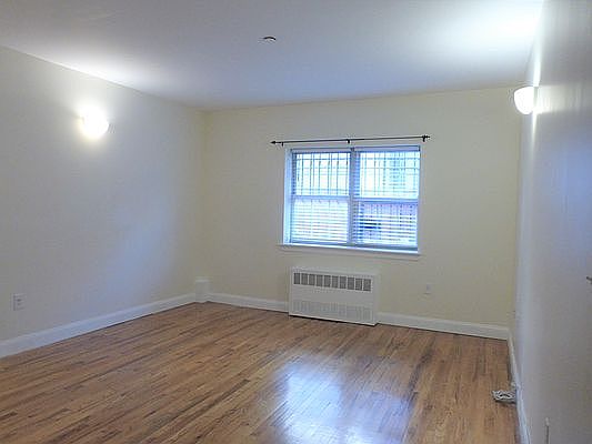 1st image of 1240 Bedford Ave APT 1E