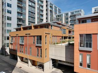 19 Washington Pl, Madison, WI 53703