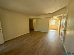 1509 W Hank Ave, Artesia, NM 88210