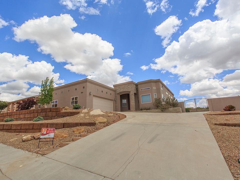 1st image of 6334 Red Rock Dr