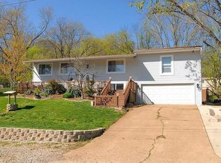 2817 Paula Ln, High Ridge, MO 63049